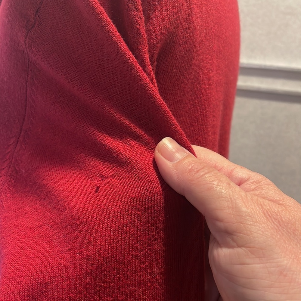 *Red Talbots V Neck Sweater With Ruffle Size 2XL Plus - Picture 7 of 9